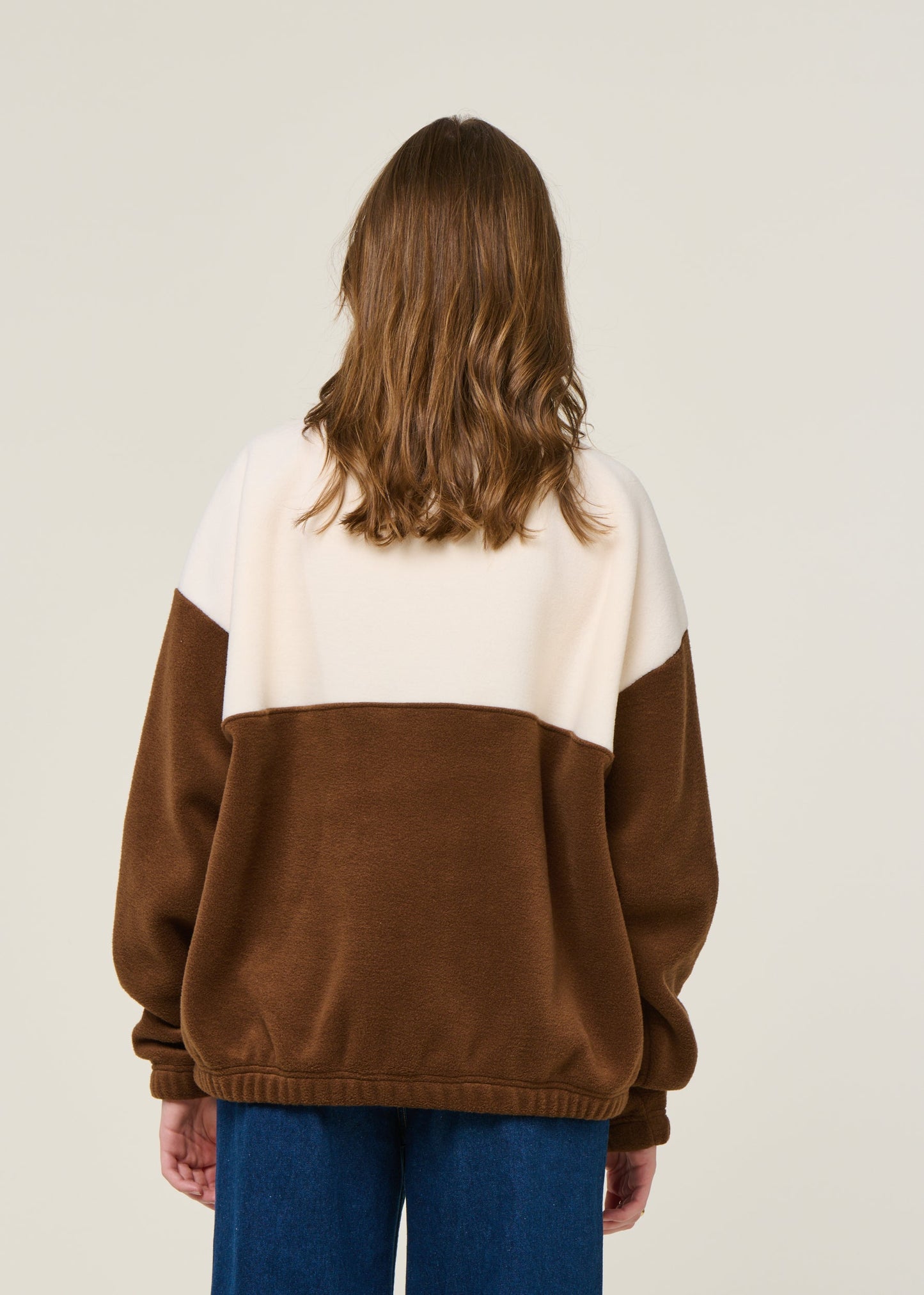Sweat polaire en matière recyclée | écru/chocolat "sven"