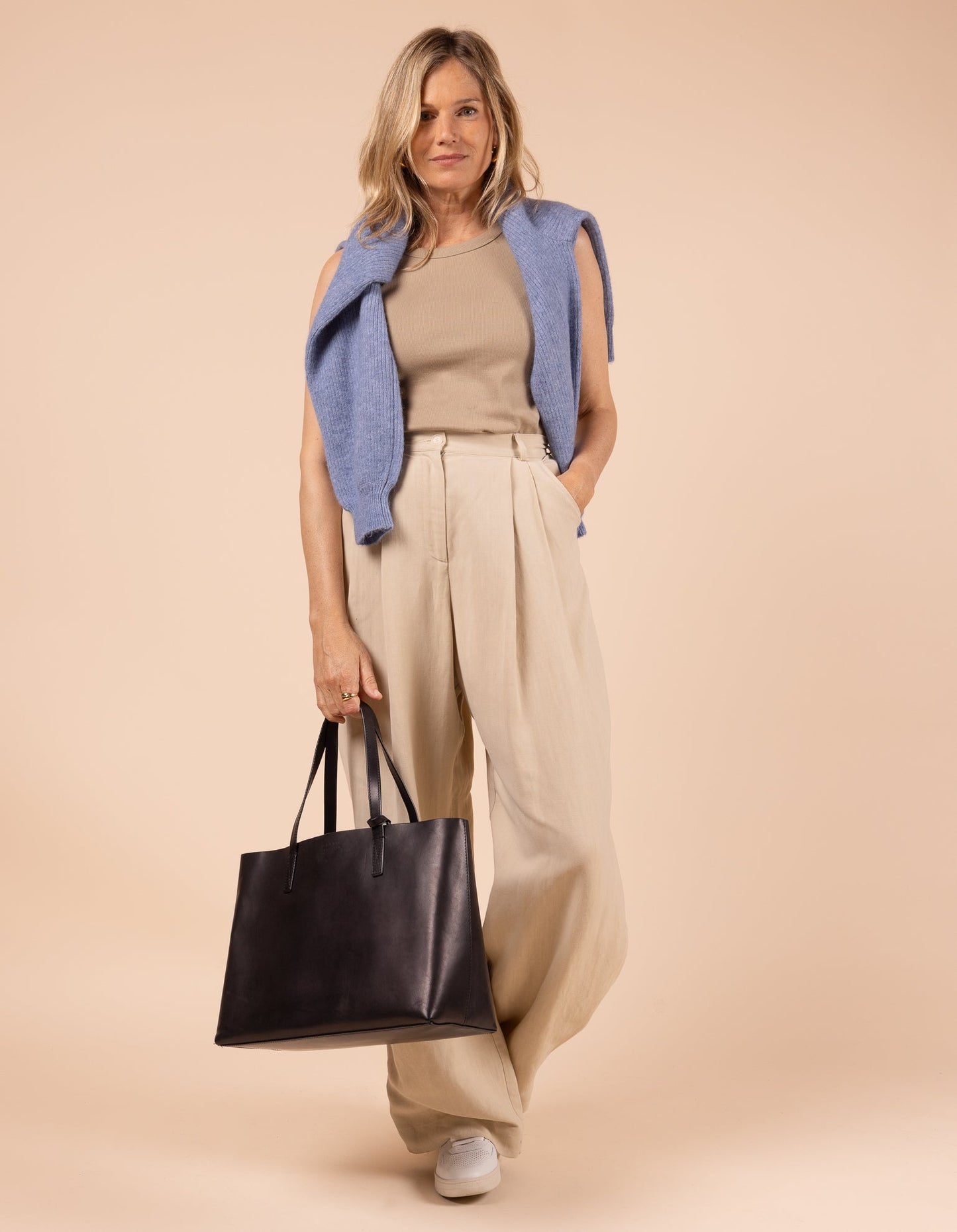 Sac cabas en cuir certifié | black "sam shopper black classic leather"