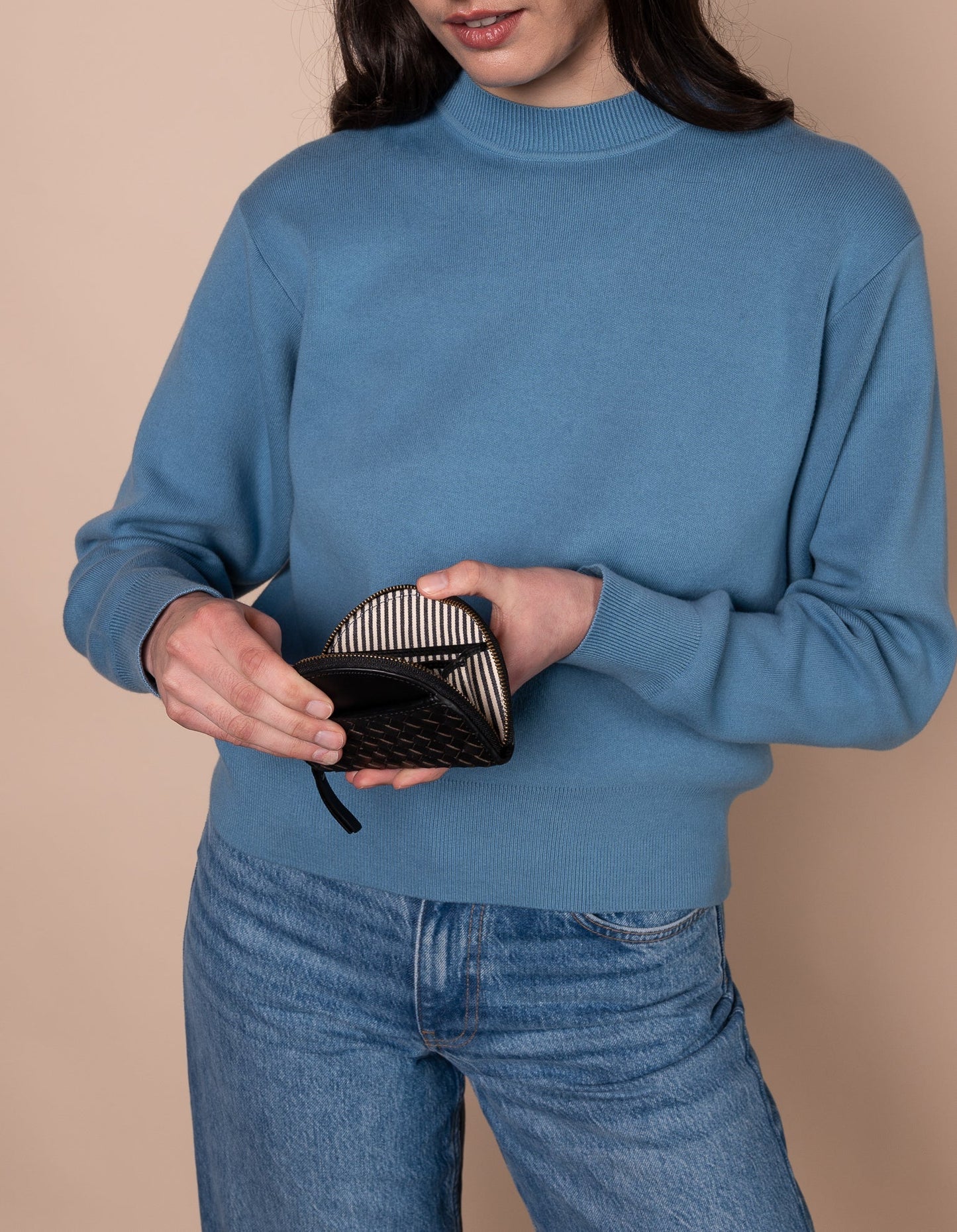 Porte monnaie en cuir certifié | noir "laura coin purse - black woven classic leather"