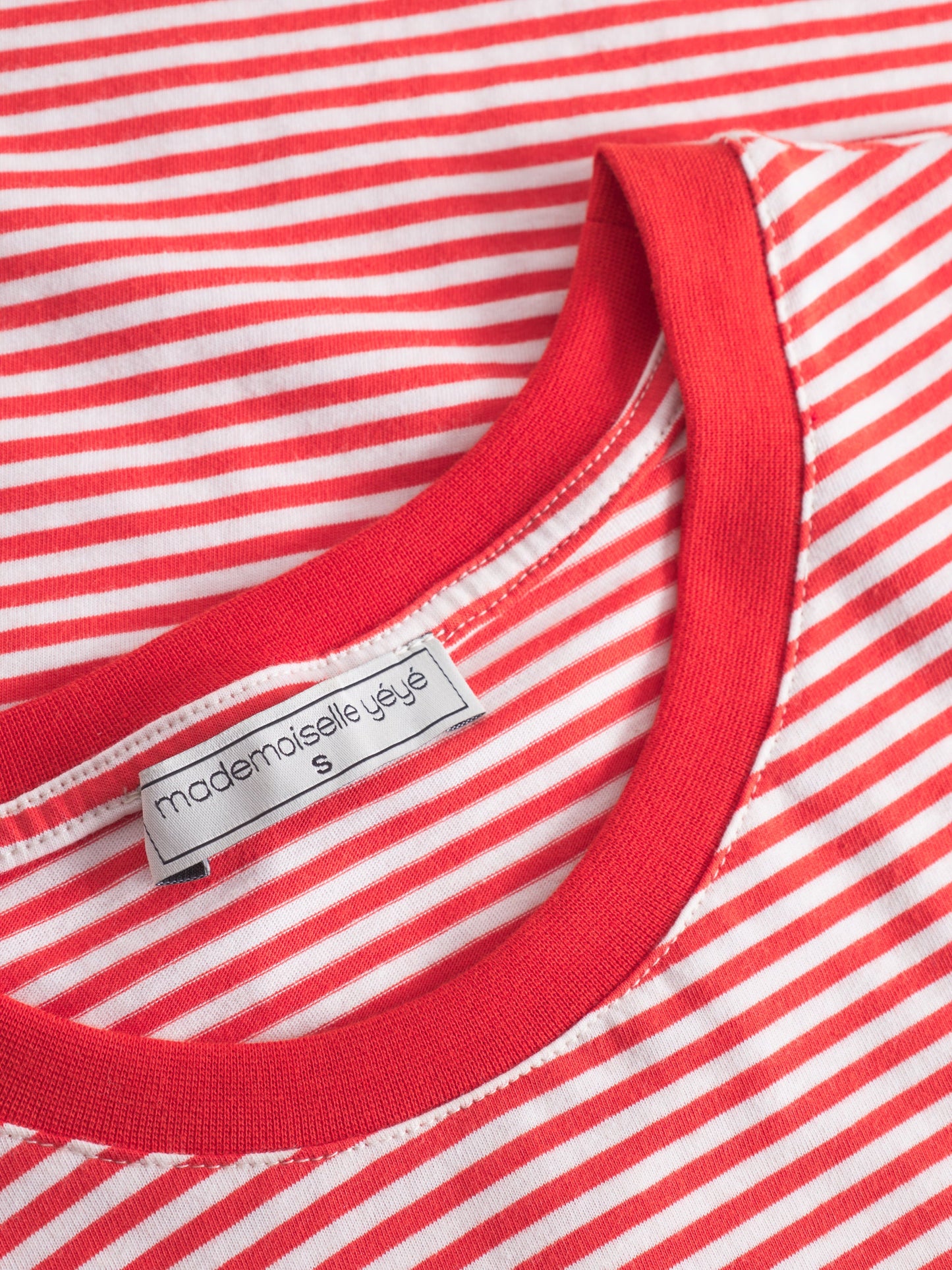 T-shirt en coton bio | rayé rouge "Endless horizon t-shirt - red"
