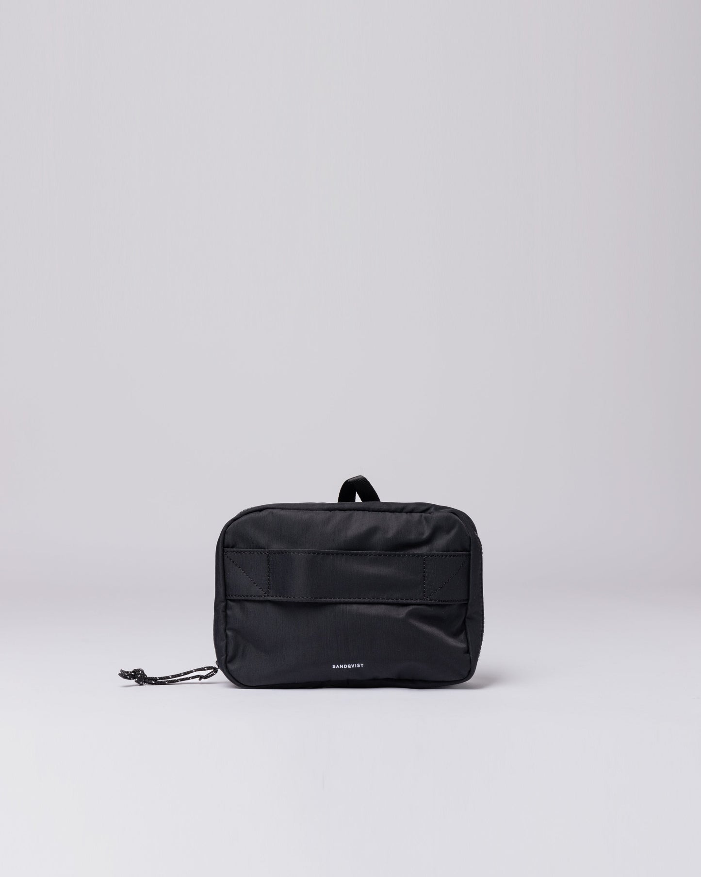 Trousse de toilette en nylon recyclé | noir "everyday washbag black"