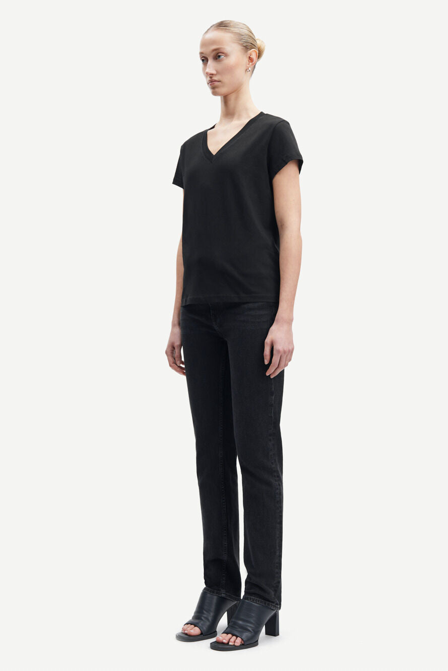 T-shirt manches courtes col v en coton bio | noir "solly v-n t-shirt black"