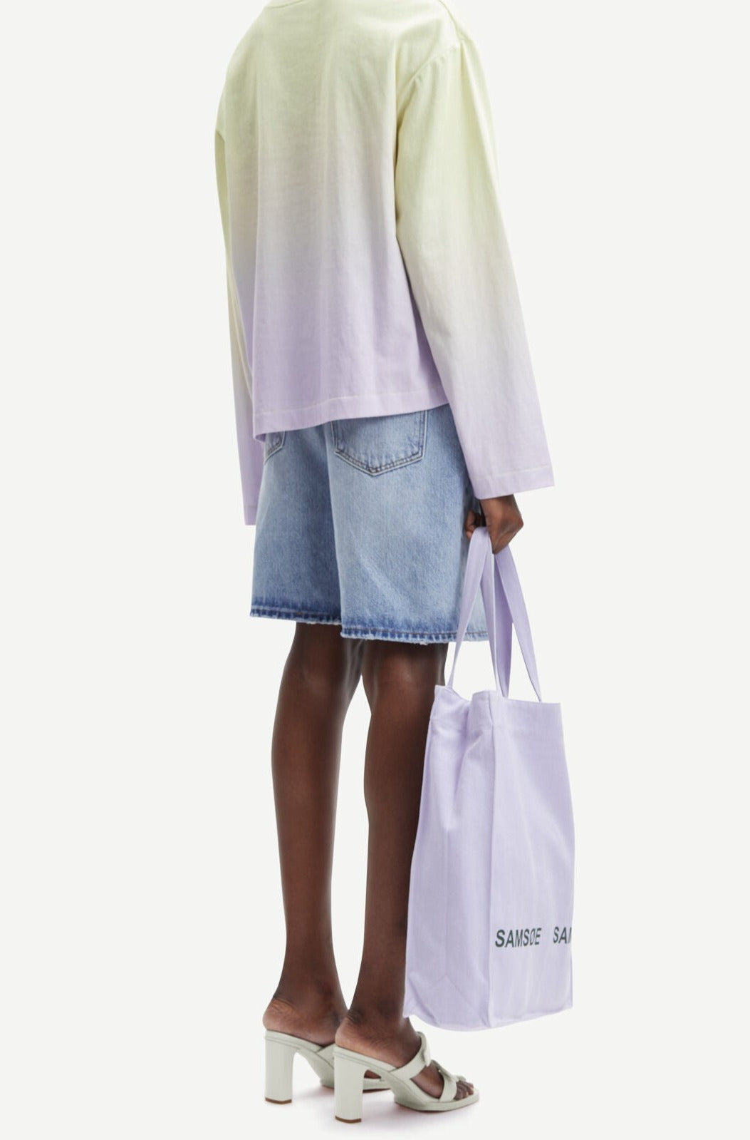 Short en jean en coton bio et recyclé | Bleu délavé "shelly shorts light heritage"