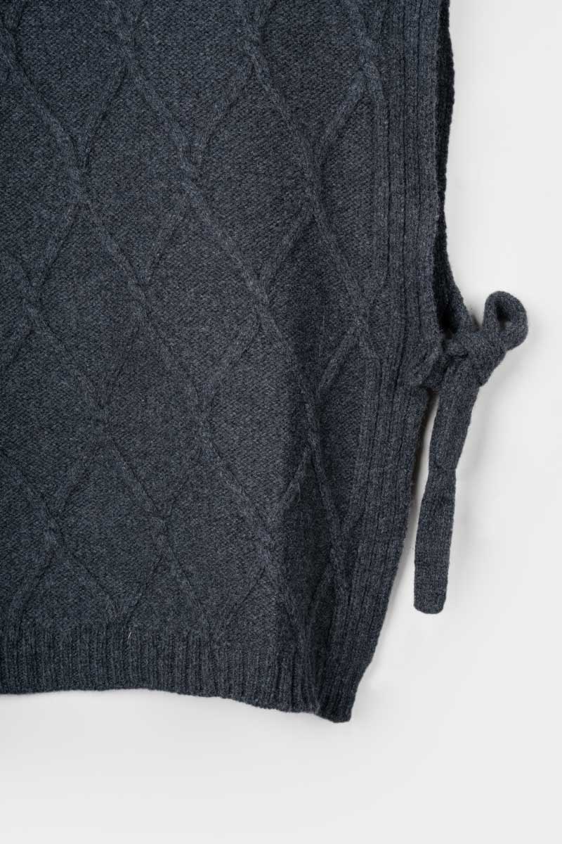 Pull sans manches en laine recyclée | gris "delia - grigio carbone"