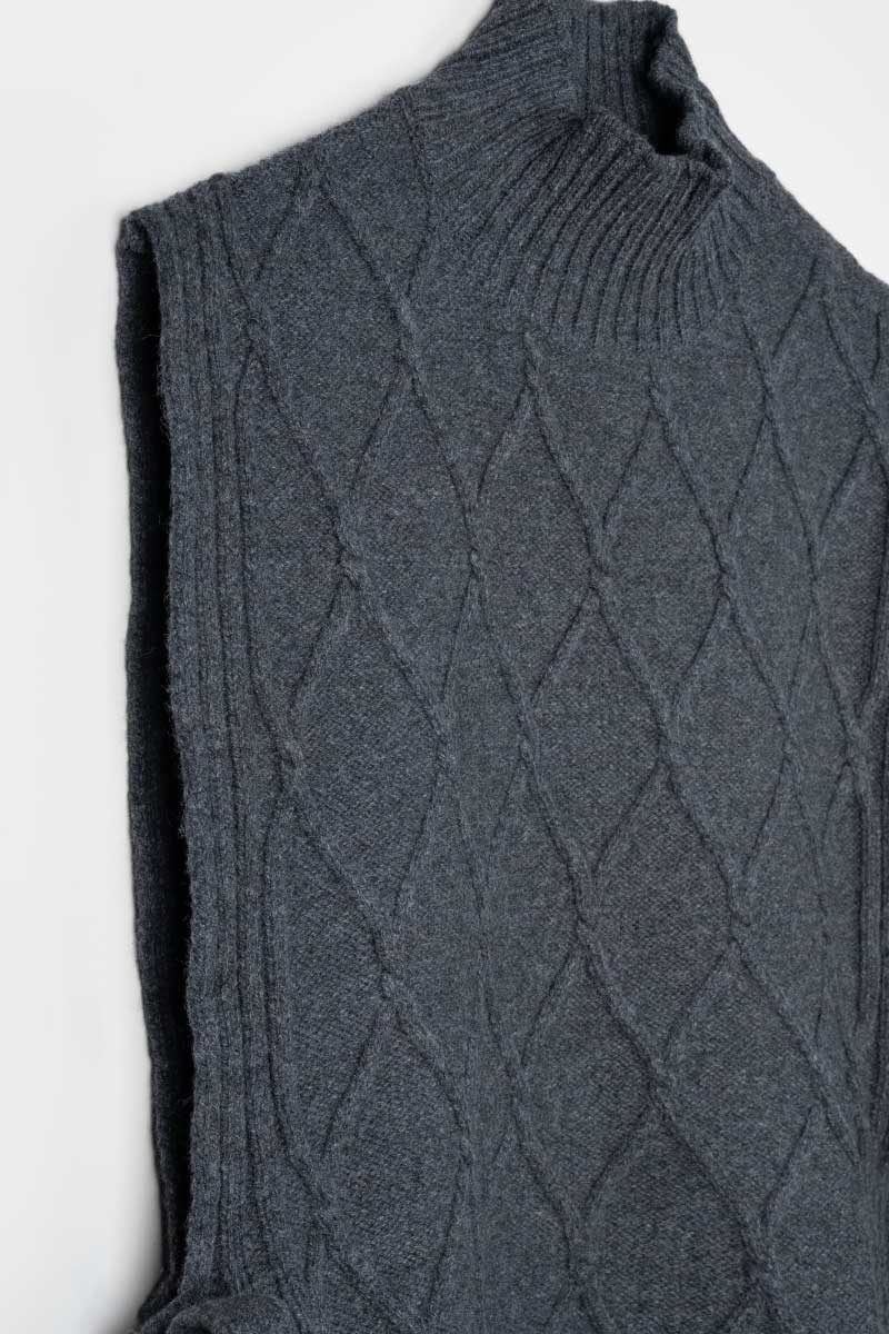 Pull sans manches en laine recyclée | gris "delia - grigio carbone"