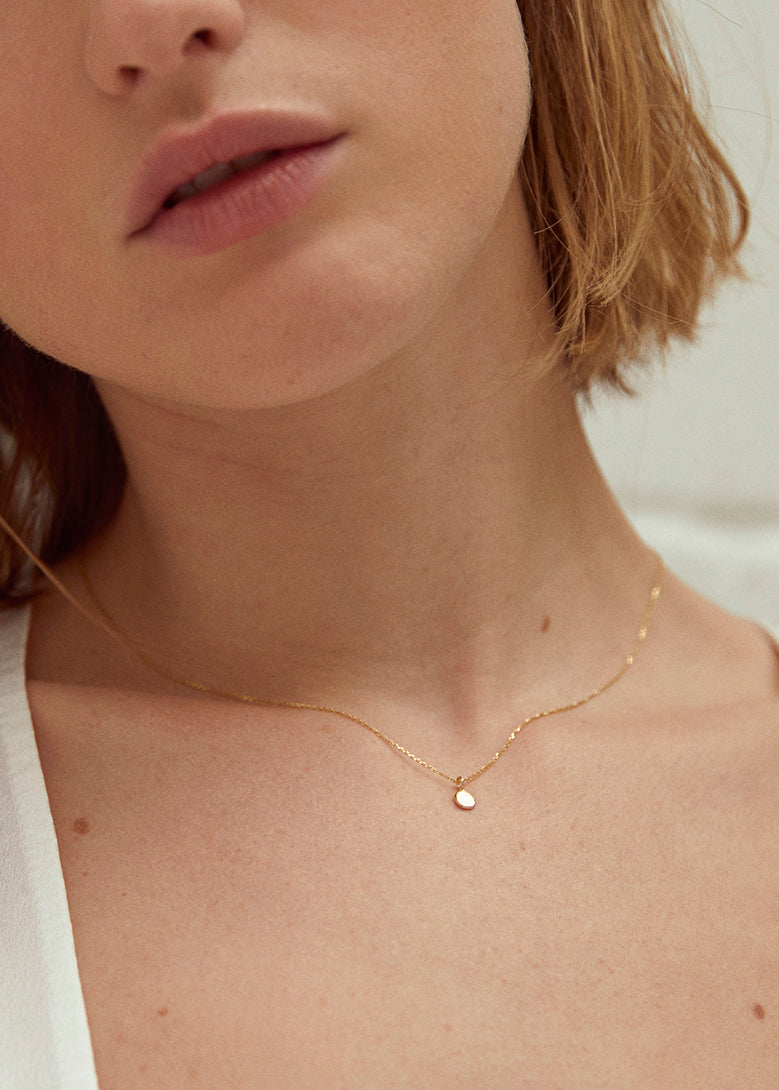 Collier en or recyclé 9ct - Gold dot necklace