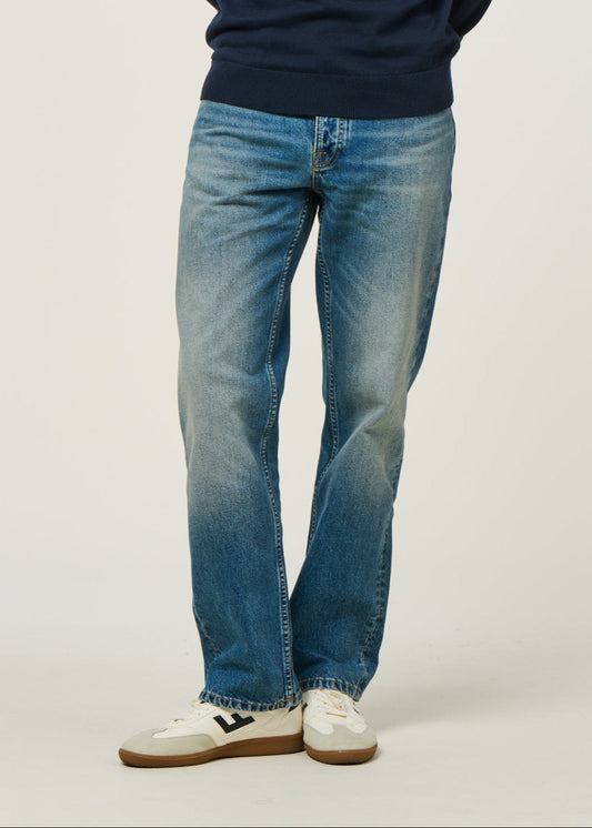 Jean droit large en coton bio | bleu "rad rufus summer shadow - mid blue wash"