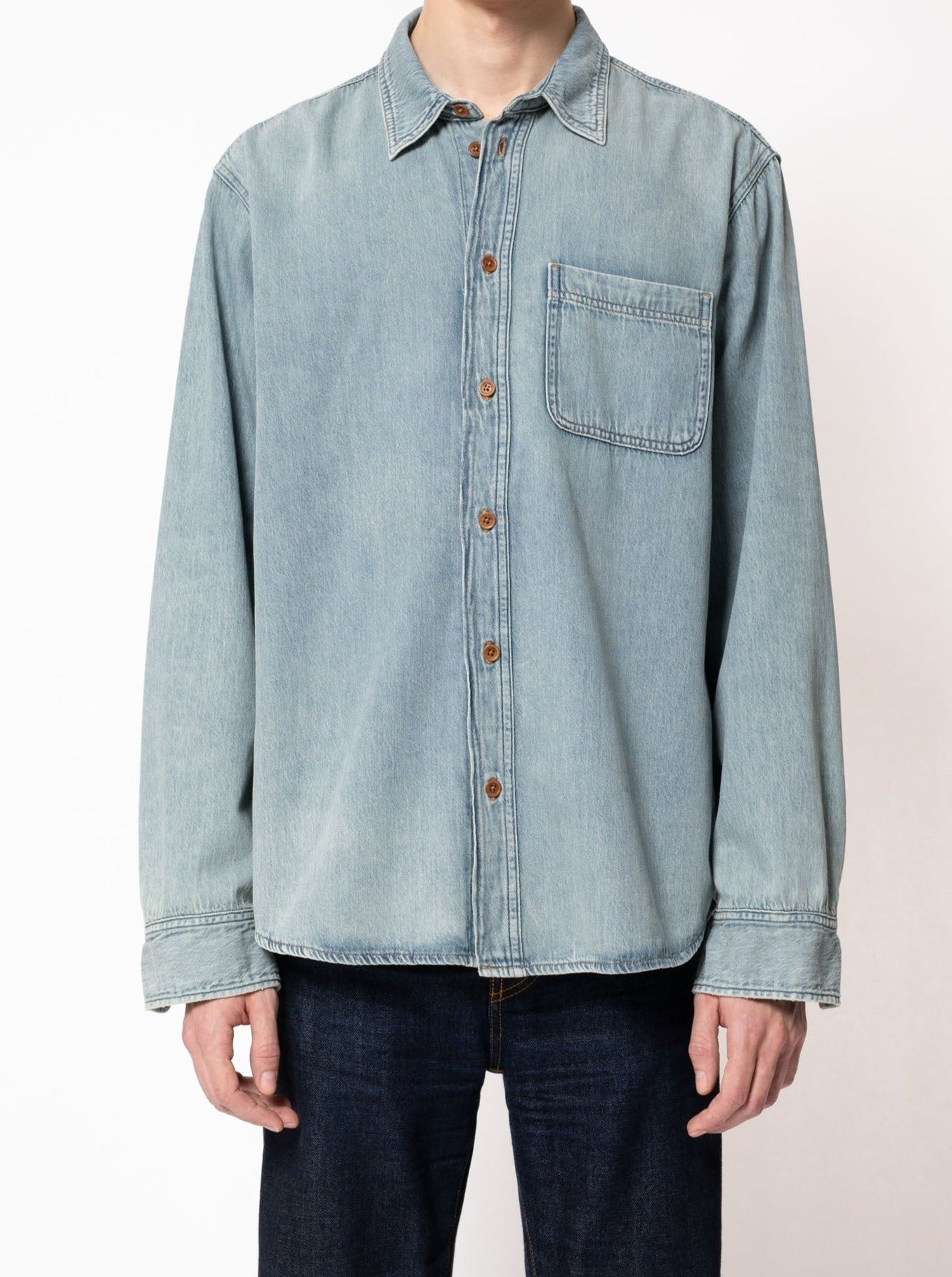 Chemise en denim bleu clair en coton bio - Hebbe Sundays Denim