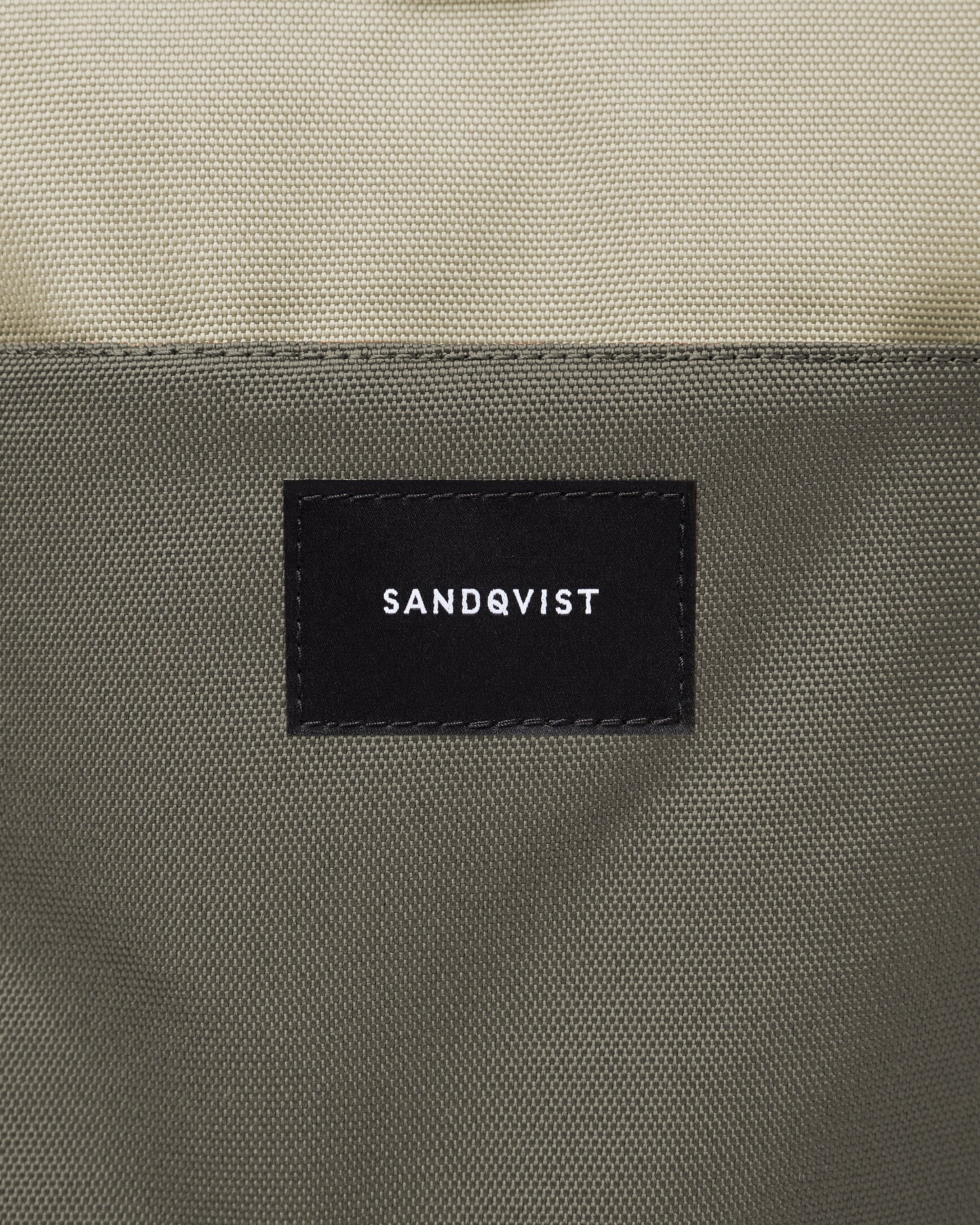 Sac à dos en matière recyclée | Gris et vert "ilon multi dew green/night grey"