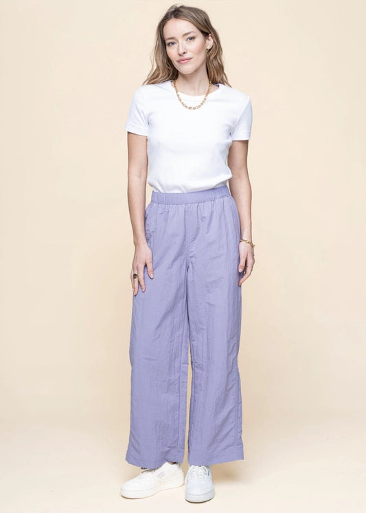 Pantalon ample en nylon recyclé | violet "outdoor everyday pants - concrete purple"