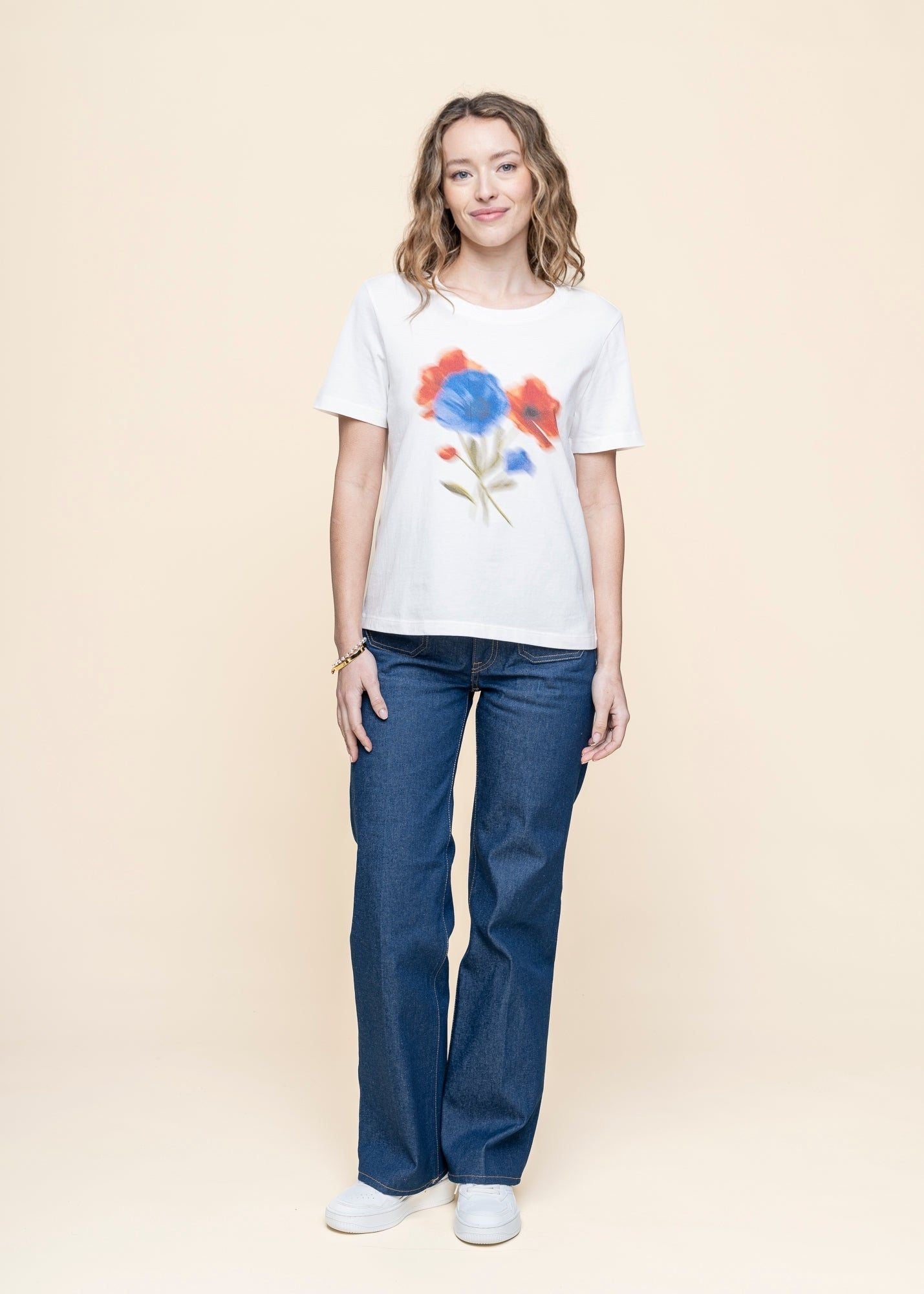 T-shirt en coton bio | blanc "blurry flower ida tee - white"