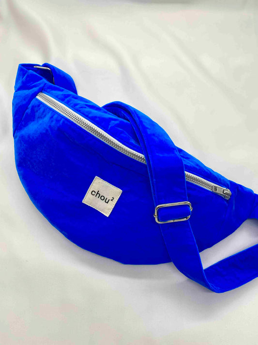 Banane made in France en velours upcyclé | Bleu roi "velours bleu roi"