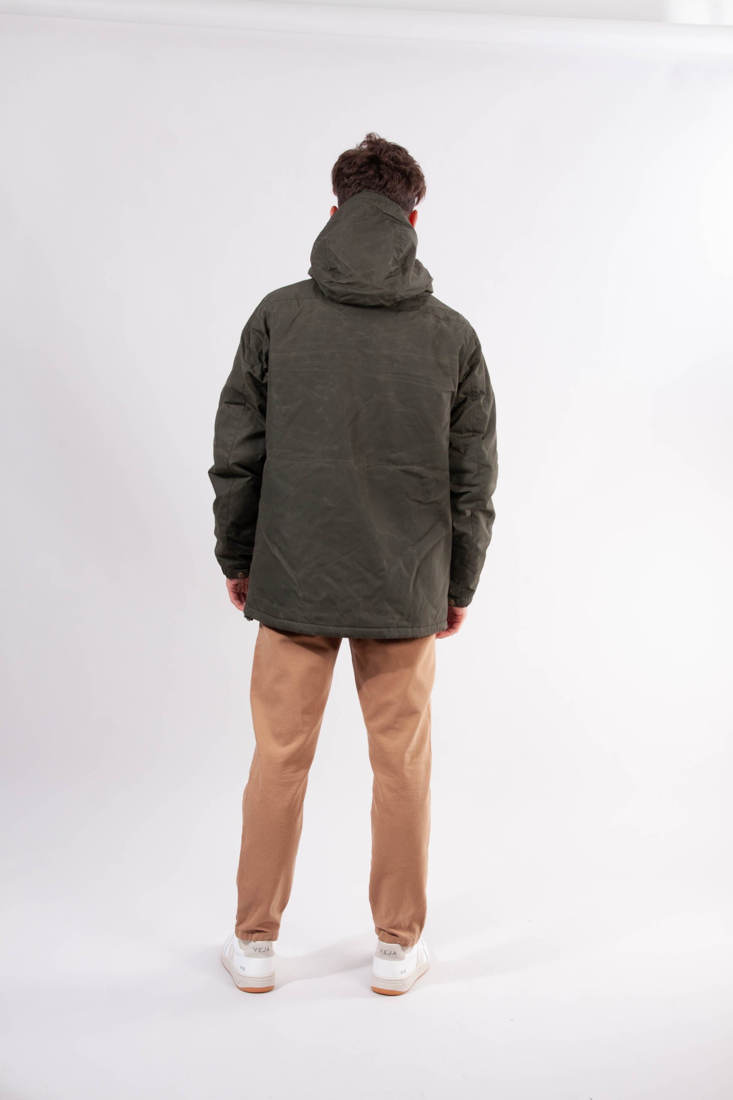 Manteau waxé vert kaki en polyester recyclé et coton bio - Nordic Legacy