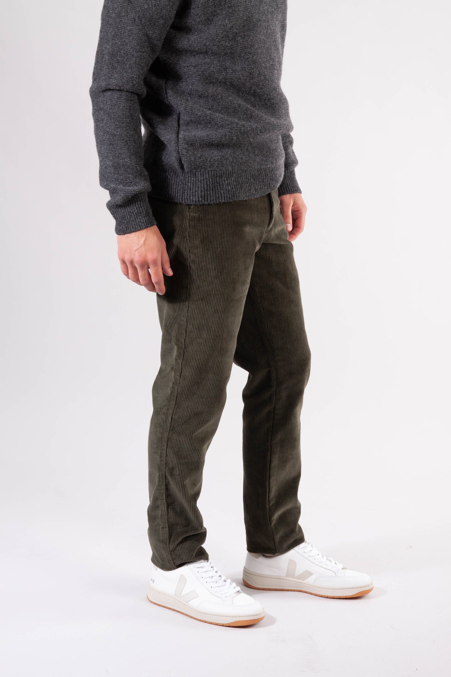 Pantalon droit velours vert forêt - chuck