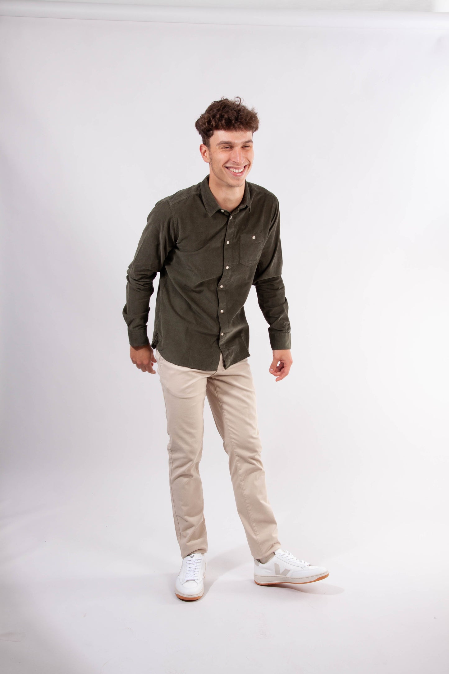 Chemise vert forêt en velours fin en coton bio - Elder