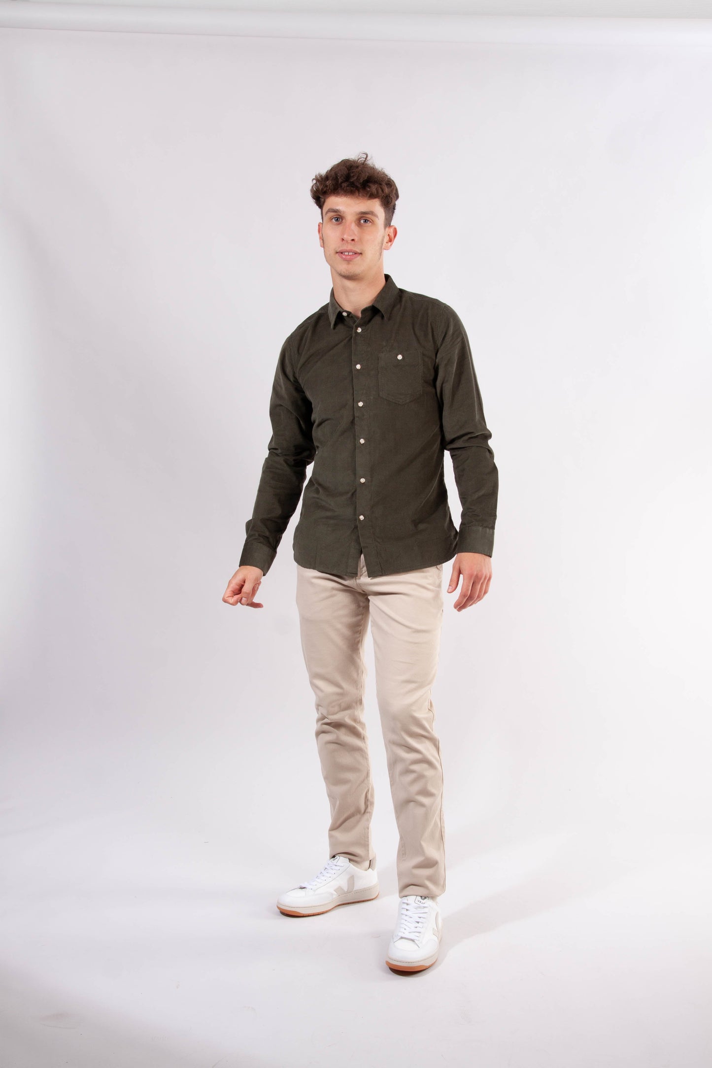 Chemise vert forêt en velours fin en coton bio - Elder