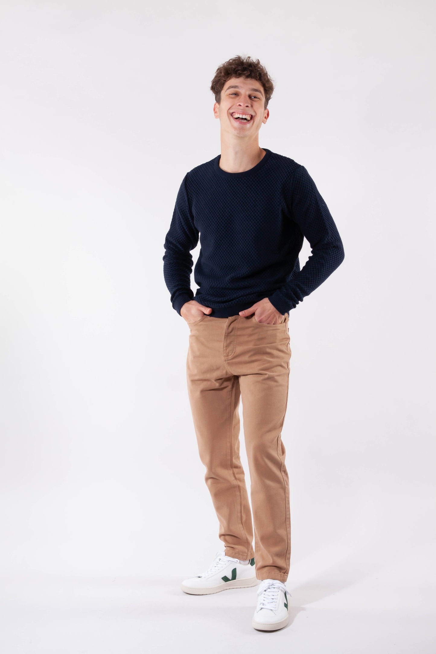 Pull col rond bleu nuit en coton bio - FIELD crew neck knit