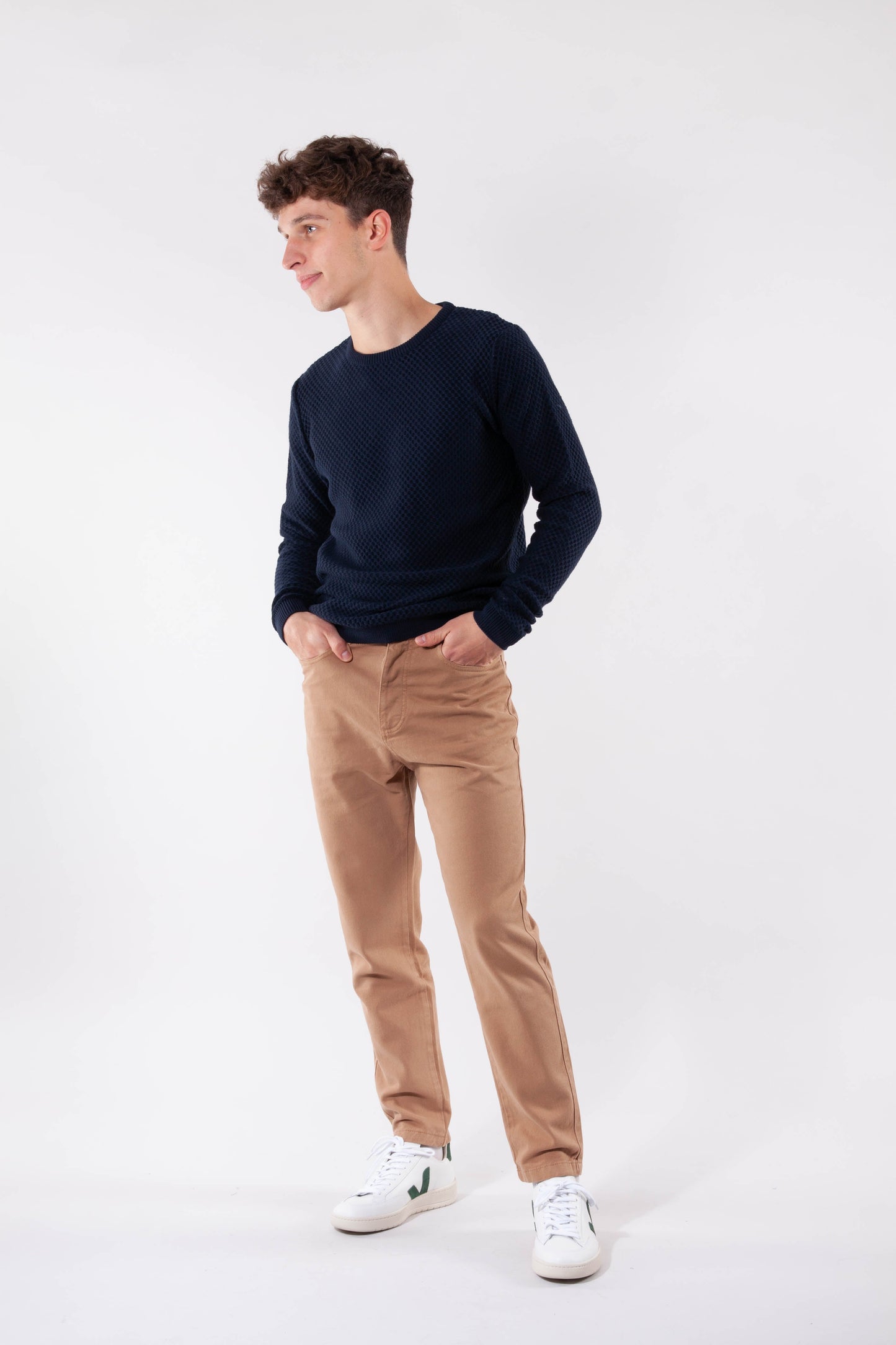 Pull col rond bleu nuit en coton bio - FIELD crew neck knit