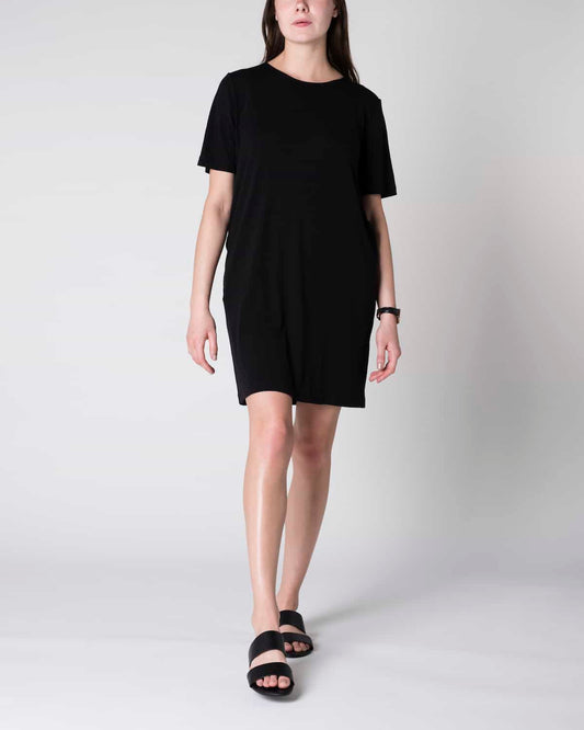 Robe t-shirt noire en tencel - IRIS