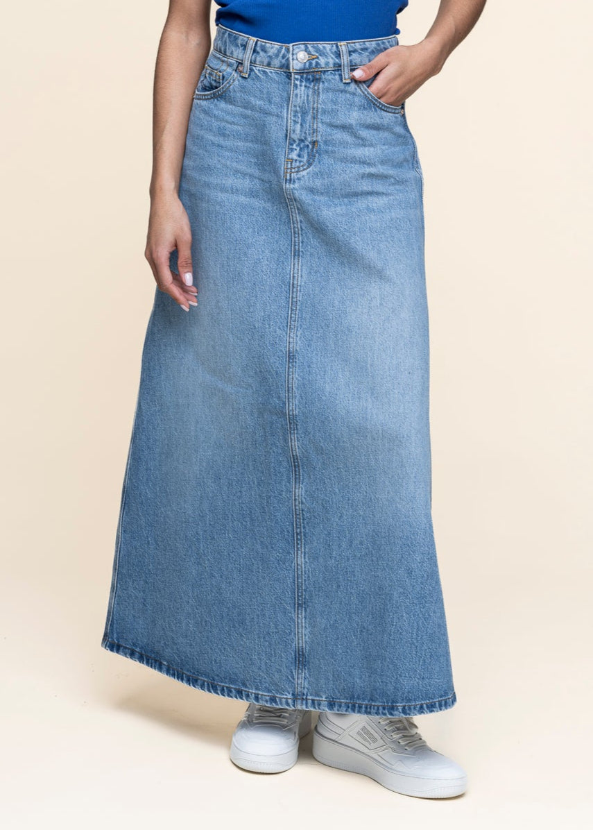 Jupe longue en jean en coton bio | bleu "amirah - blue reef mid"
