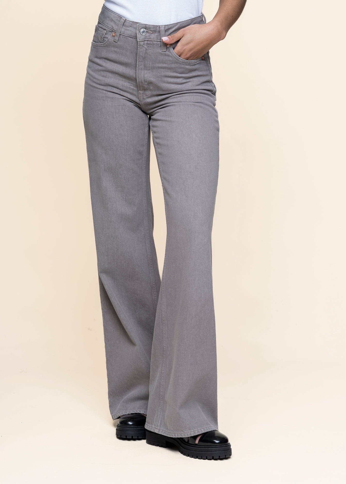 Jean évasé en coton bio | gris "jane - north bungee cord wd"