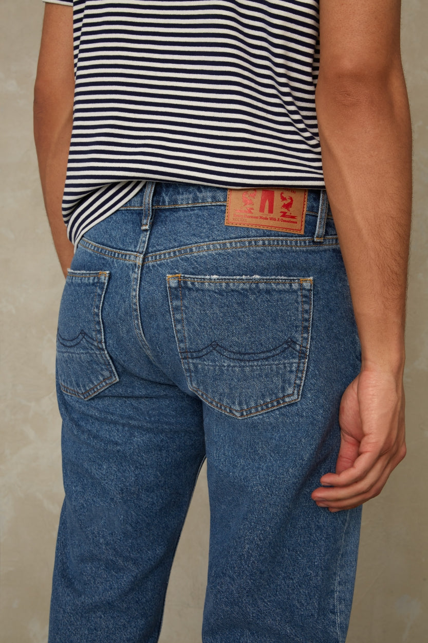 Jean droit bleu foncé en coton bio et recyclé - silvio eco recycled blue used