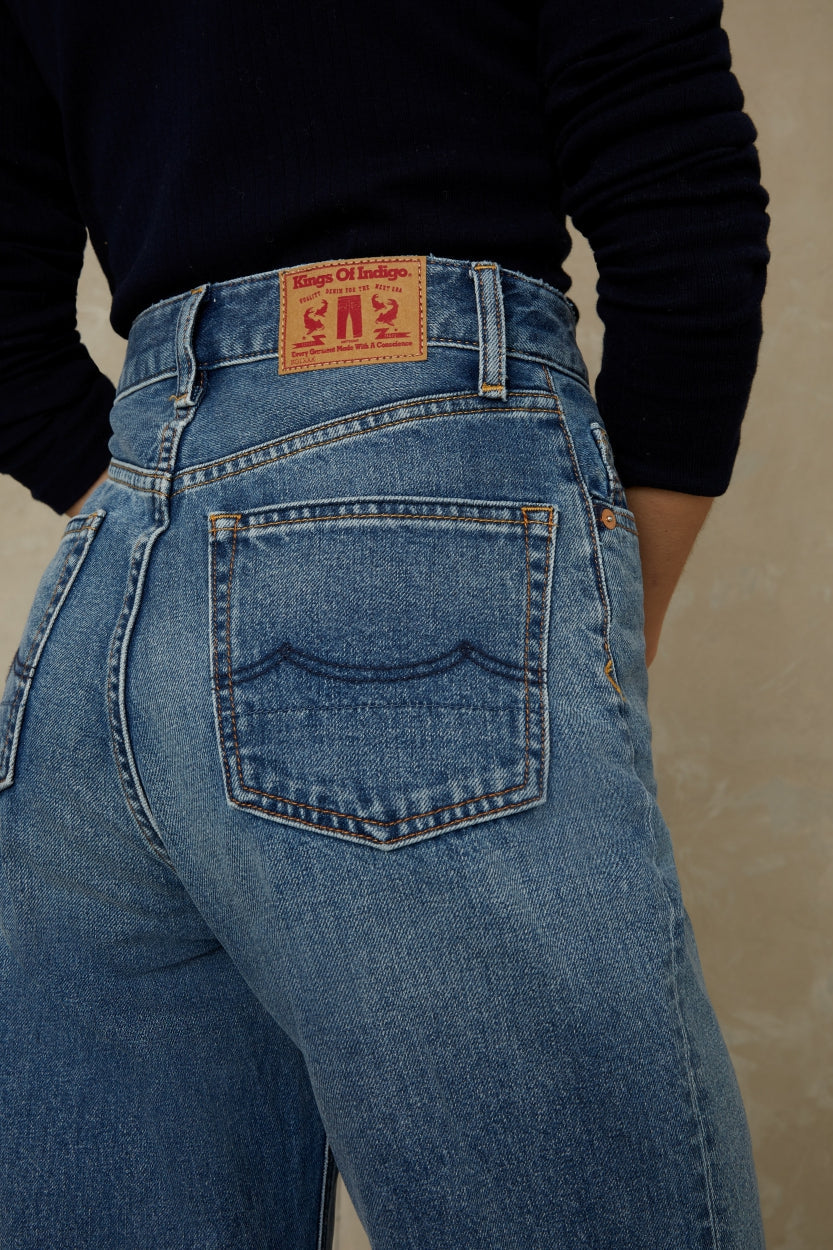 Jean droit en coton recyclé | Bleu "liora cropped eco holo vintage light blue"