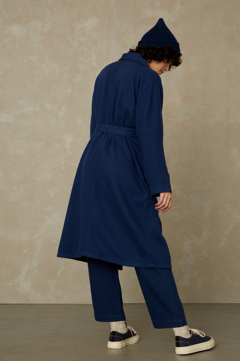 Manteau long marine en coton bio - cosima worker blue