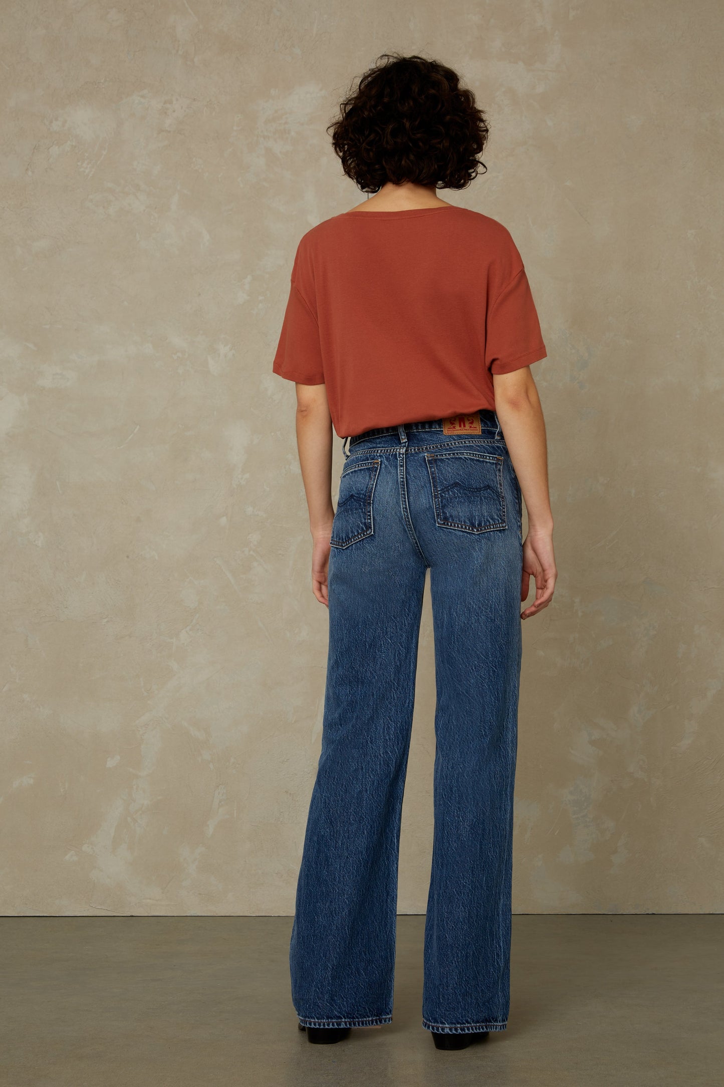 T-shirt col V en coton bio - terracotta "amarissa terracotta"