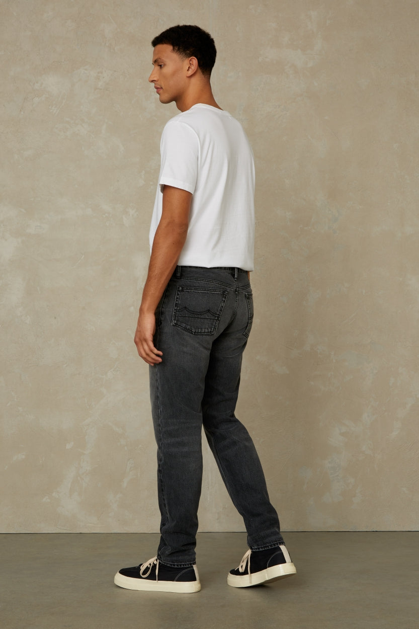 Jean droit gris foncé en coton bio et recyclé - jerrick clean recycled grey used