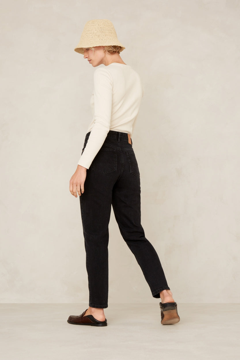Jean mom noir en coton recyclé - caroline cropped holo black used