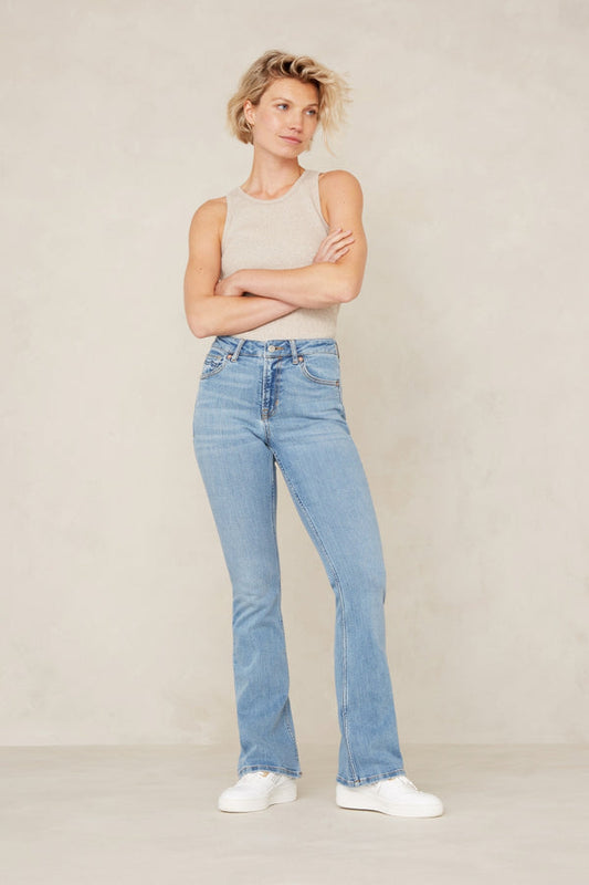 Jean flare bleu délavé en coton bio et recyclé - marie journey super light used