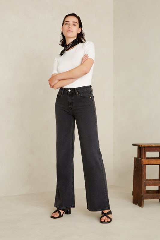 Jean évasé en coton recyclé | Gris délavé "jane holo grey used"
