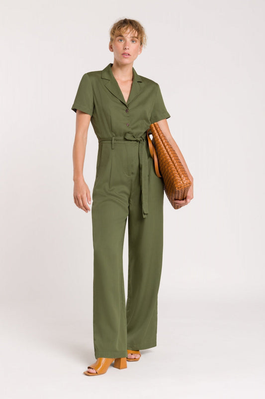Combinaison manches courtes en tencel | vert "leonor jumpsuit four leaf clover"