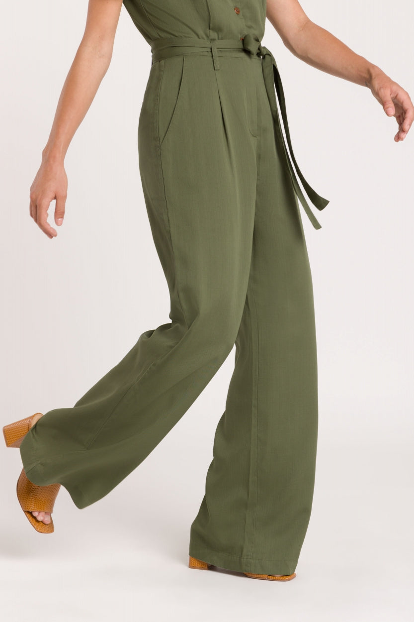 Combinaison manches courtes en tencel | vert "leonor jumpsuit four leaf clover"
