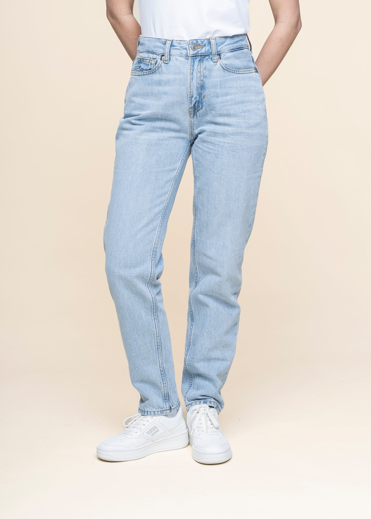 Jean mom en coton biologique | bleu "caroline cropped - blue reef super light used"