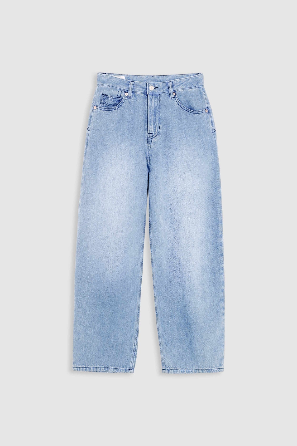 Jean ample en tencel et coton bio | bleu délavé "leila cropped cindy light used"