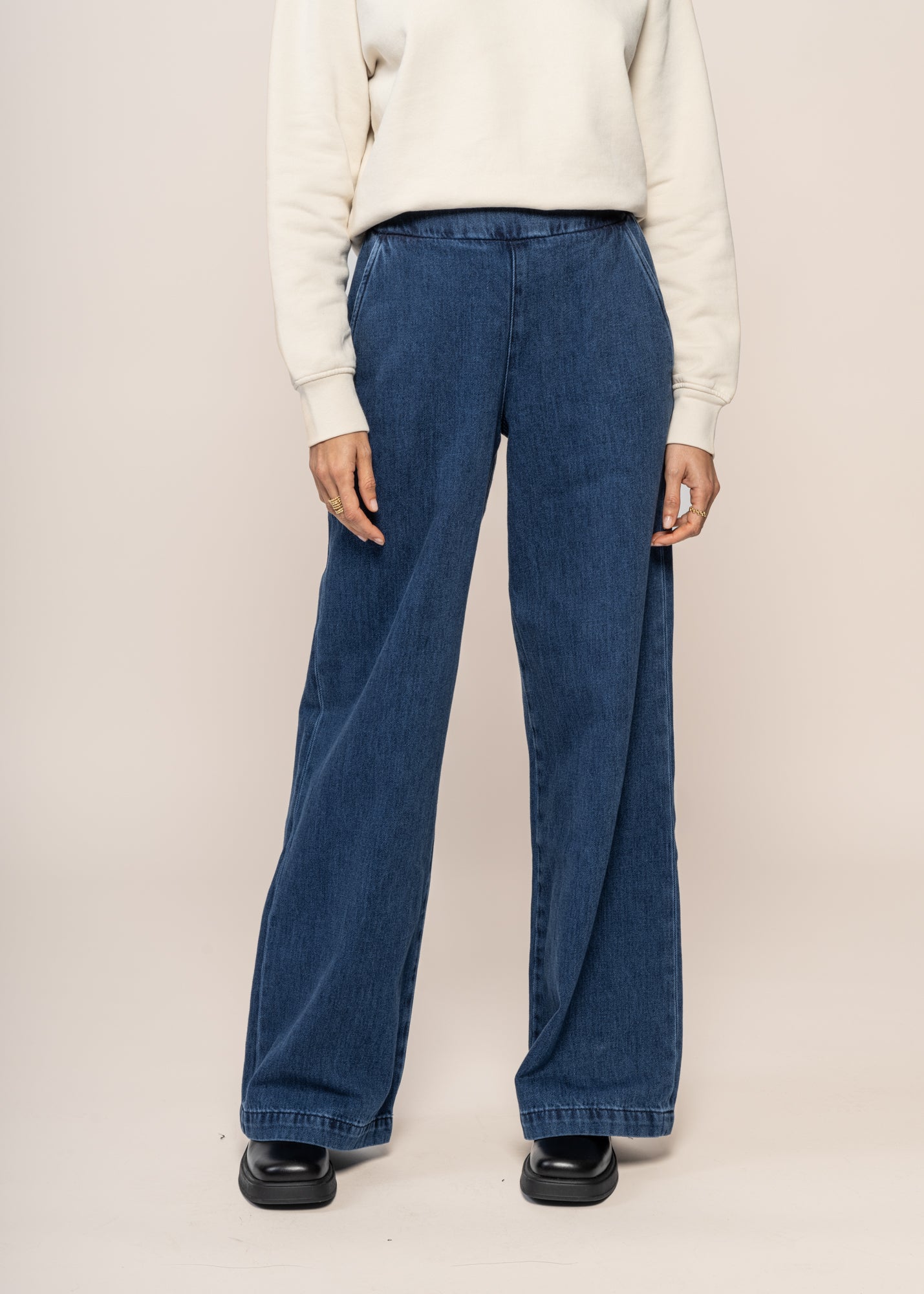 Pantalon ample en coton bio | bleu brut "rayne alex dark worn"