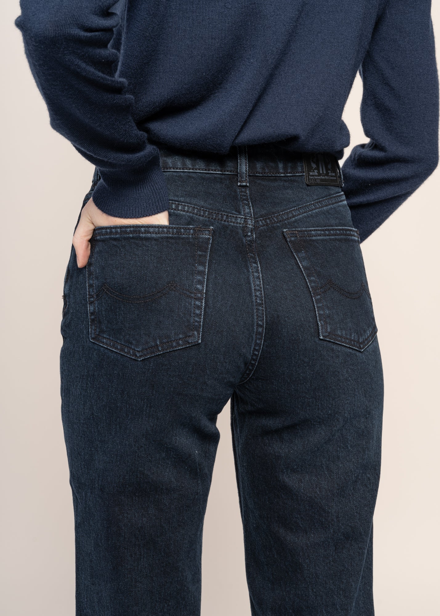 Jean droit en coton bio et recyclé | bleu "inoe - xavier blue black worn"