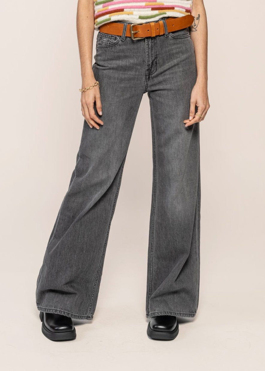 Jean ample en coton bio | noir "jane - pony black od black"