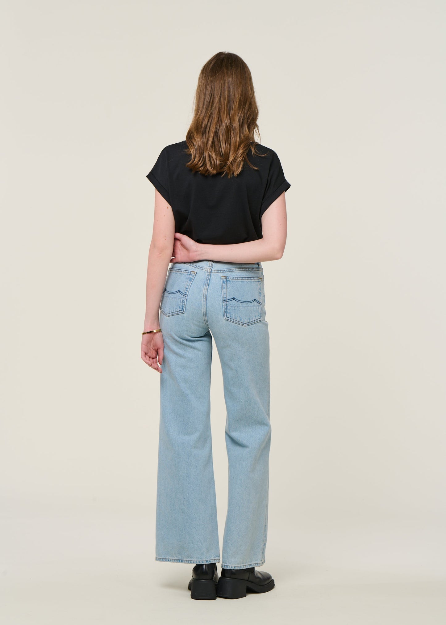 Jean évasé en coton bio | bleu délavé 'jane blue reef super light used'