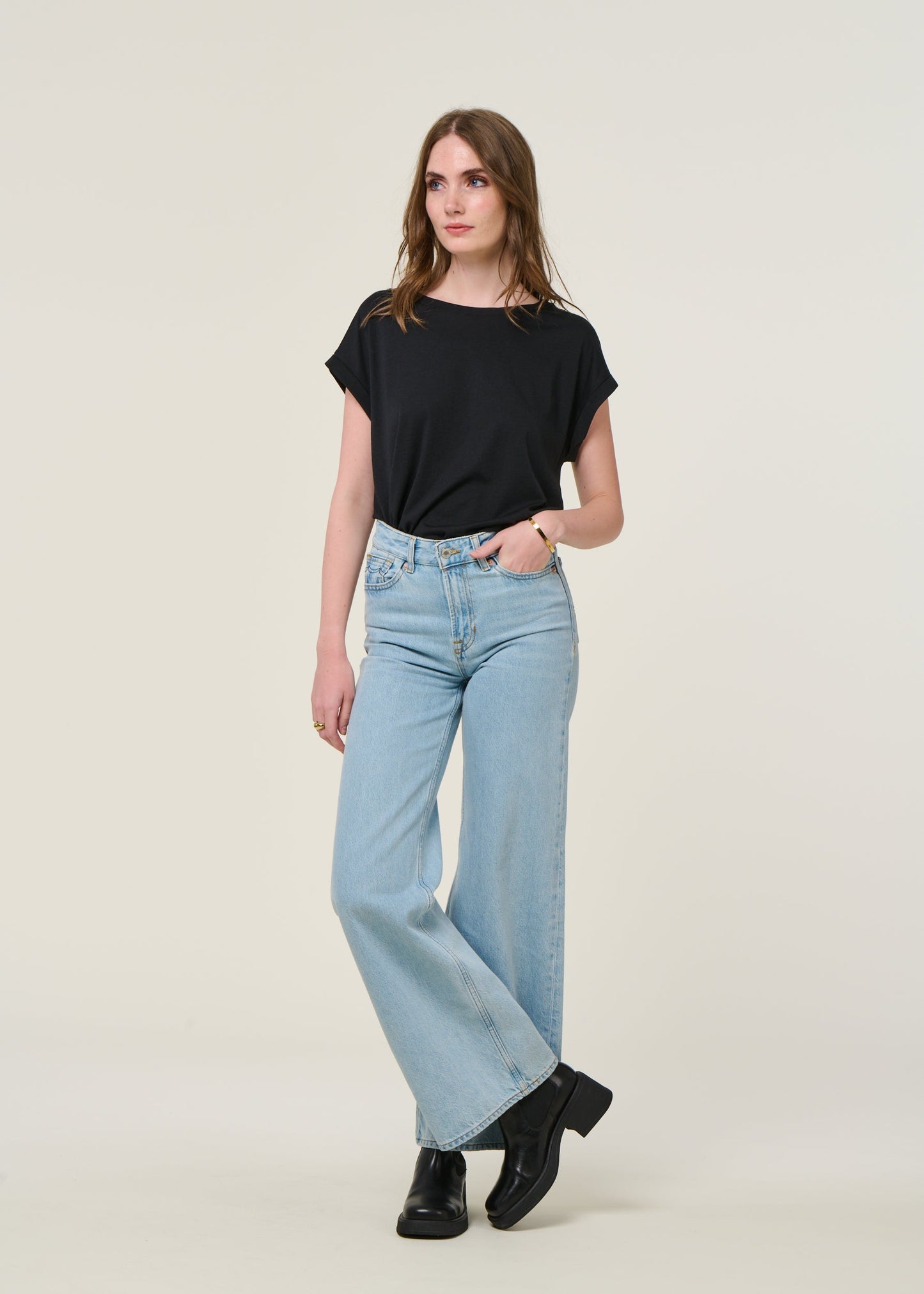 Jean évasé en coton bio | bleu délavé 'jane blue reef super light used'