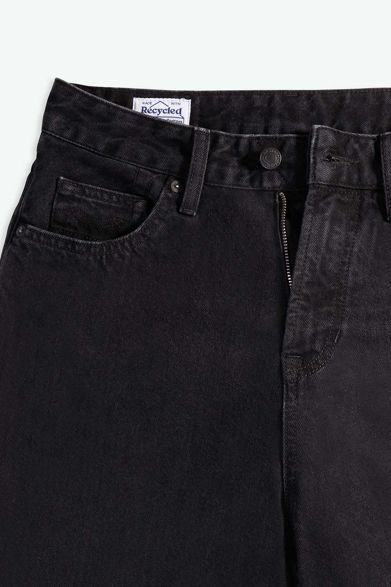 Jean ballon en coton recyclé | noir 'leila cropped - holo black used'