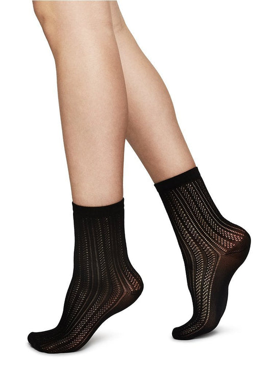 Chaussettes hautes à motifs en polyamide recyclé | noir "Klara"