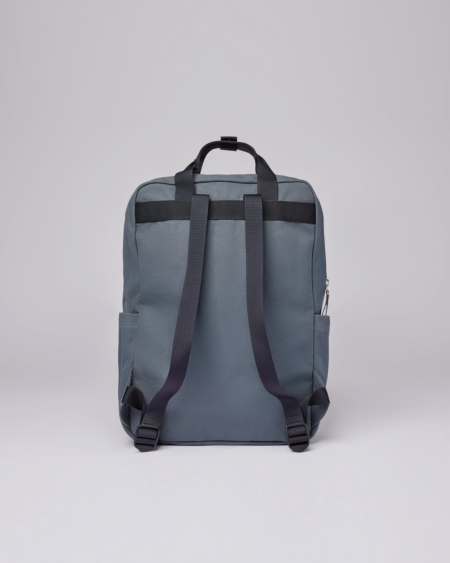 Sac à dos en coton bio et matière recyclée | Bleu "knut dark slate navy webbing"