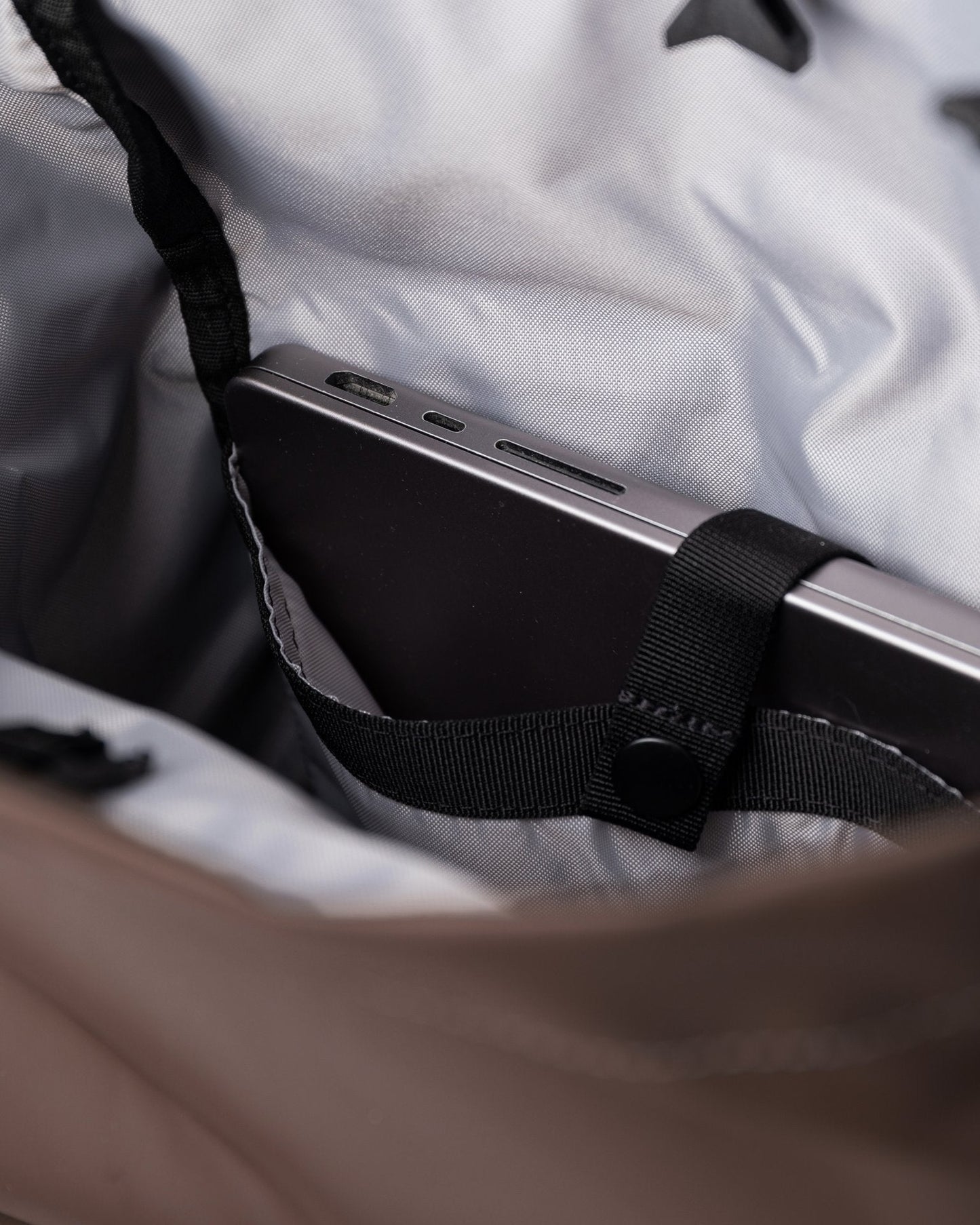 Sac à dos imperméable en matière recyclée | marron "konrad brown"