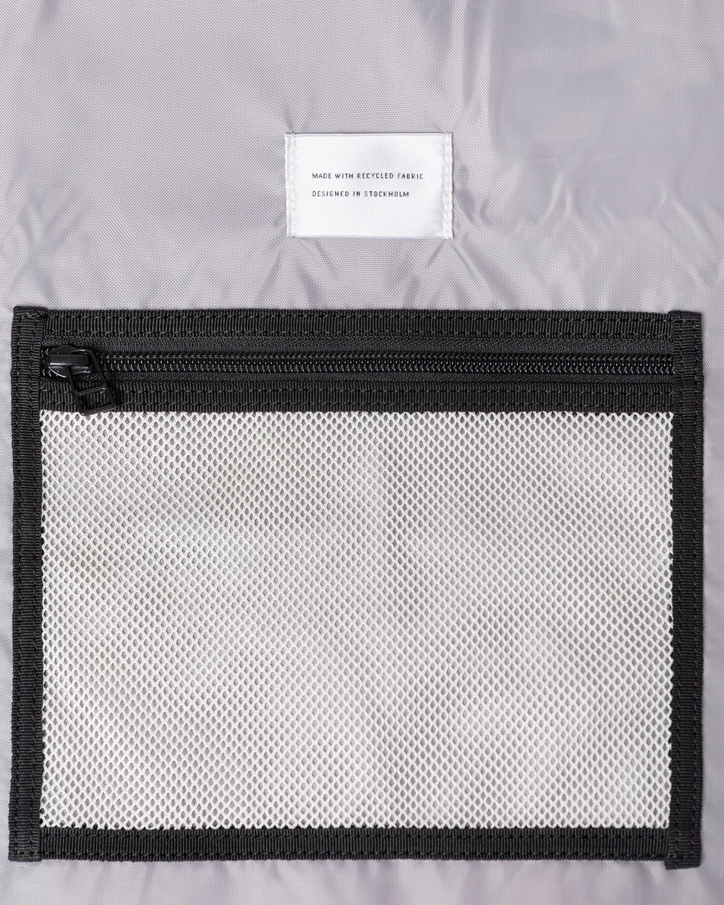 Sac à dos 17/20L imperméable en matière recyclée | noir et gris "konrad multi dark"