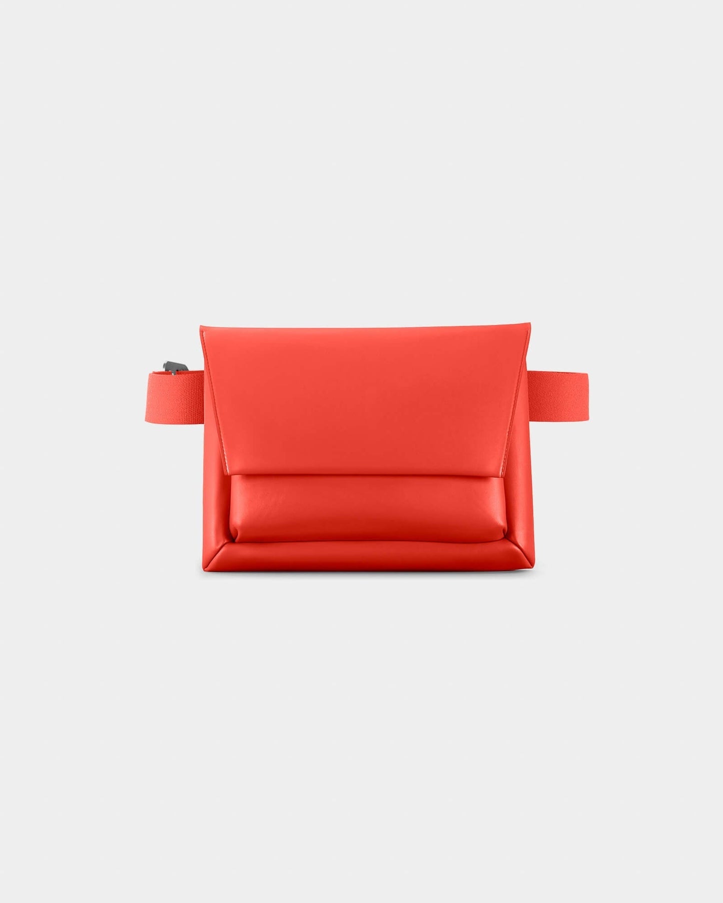 Banane rouge en banane en matières recyclées - kangaroo belt bag regular red