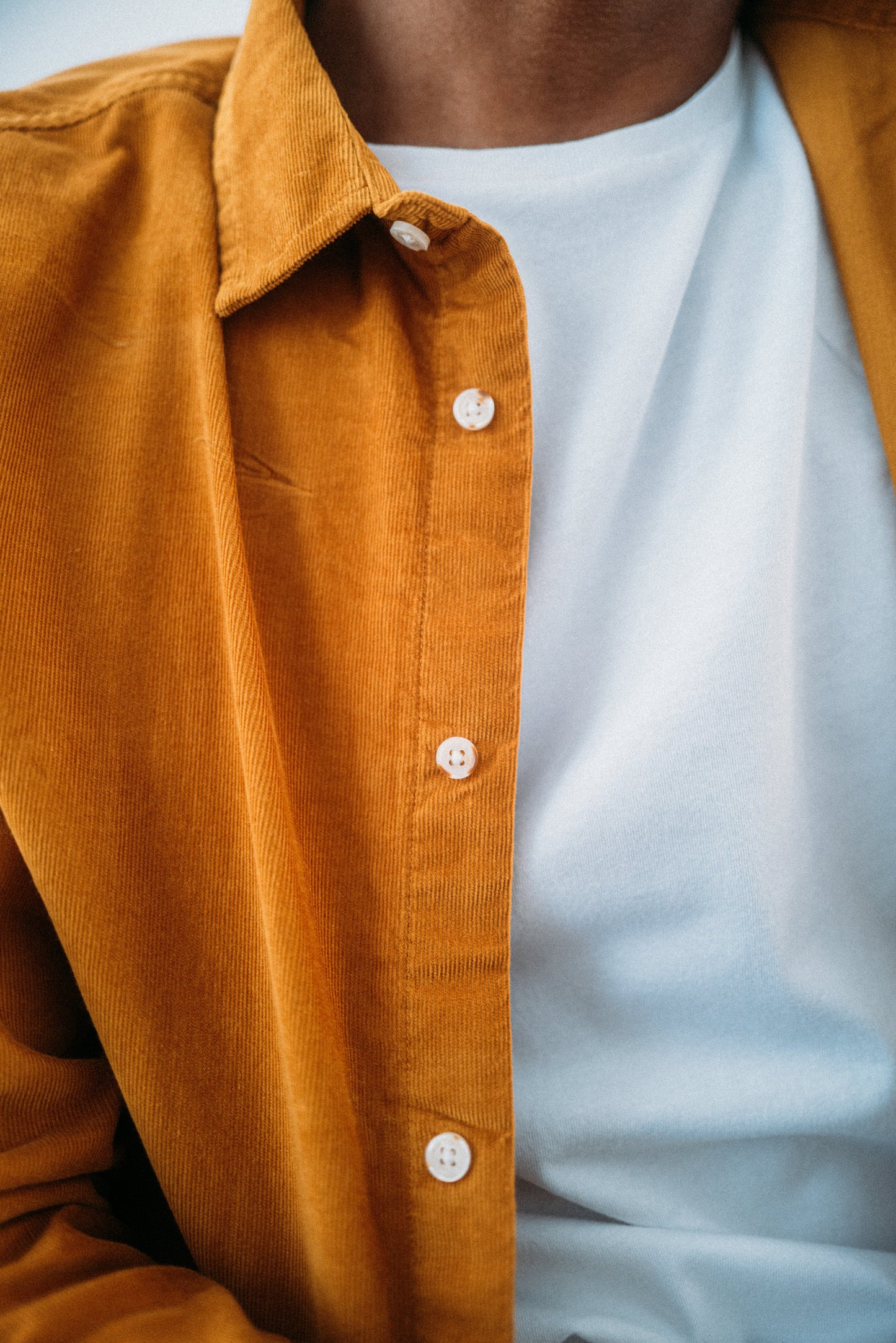 Chemise moutarde velours fin en coton bio - Elder