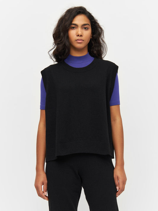 Pull sans manches en laine bio | Noir "lambswool vest black jet"